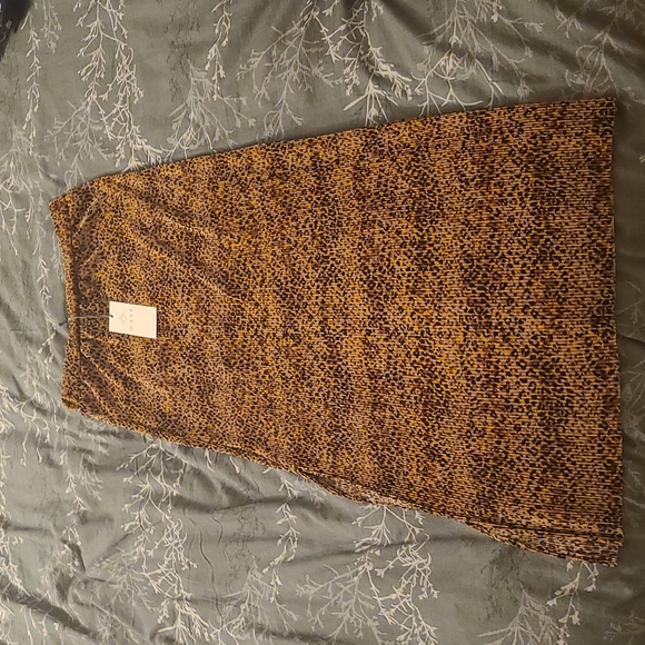 NEW unworn Wayf midi leaopard/cheetah print skirt - Picture 1 of 5